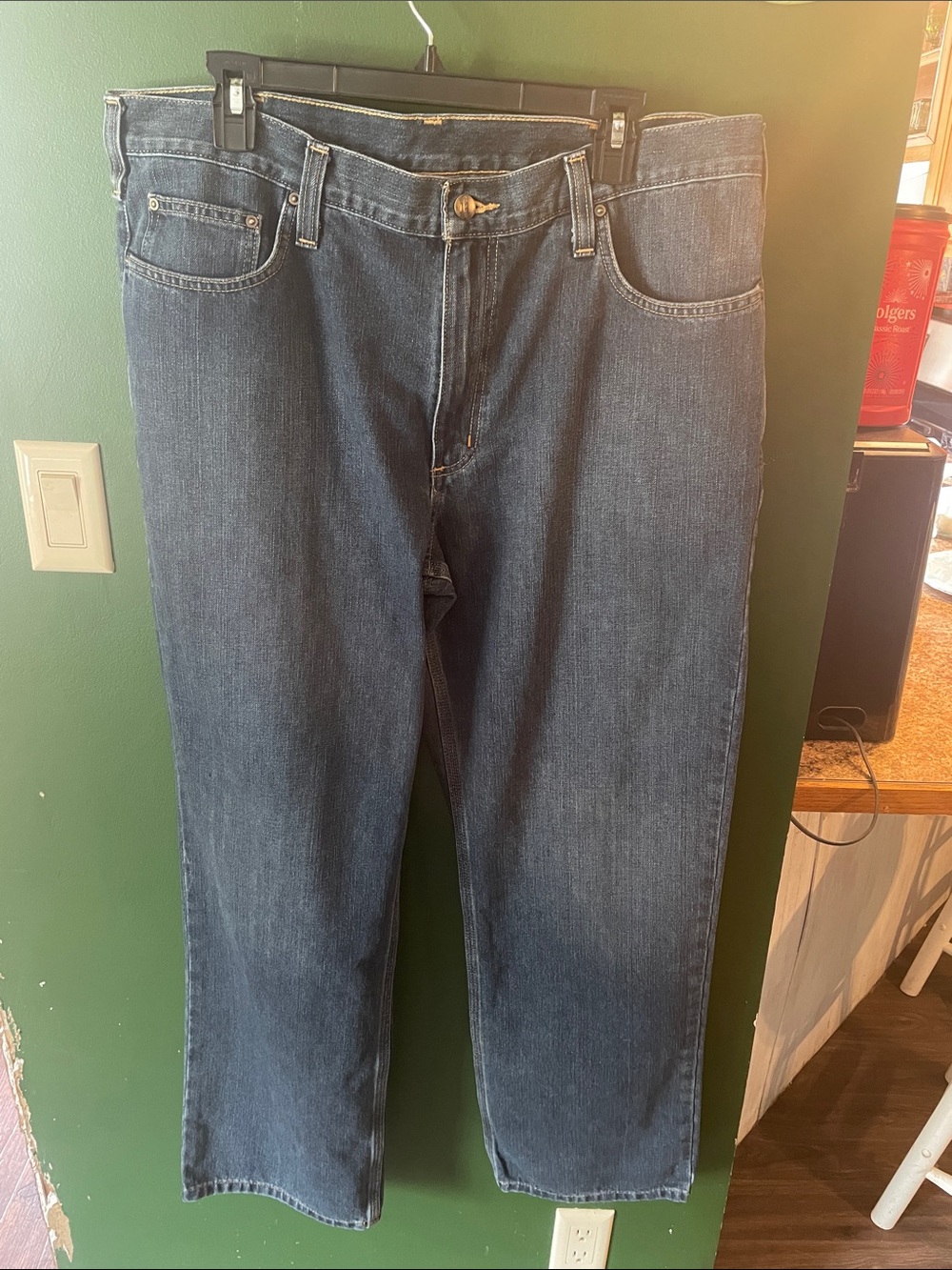 Carhartt Straight-Leg Jeans in Dark Blue Wash  38x32 Workware